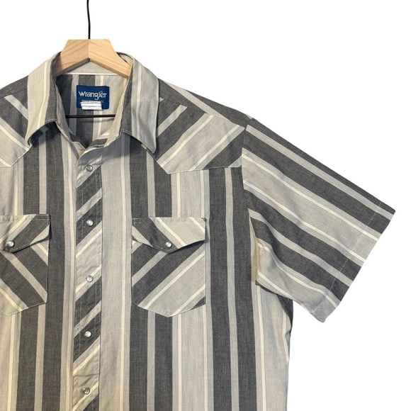 Wrangler Vintage Western Pearl Snap Gray Striped Short Sleeve Shirt XLT #1821 - Picture 2 of 4